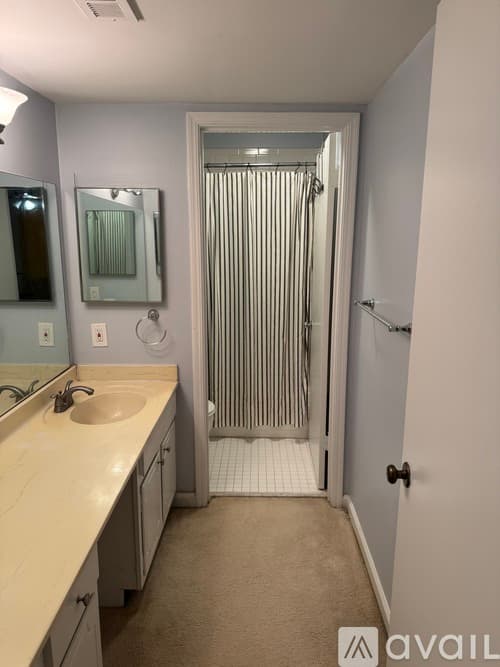 Atlanta Condo: 182 Amherst Place Northwest