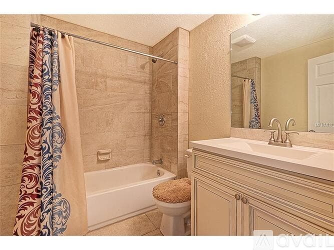 Clearwater House: 1235 Lakeview Road