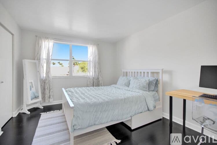 Miami Townhome: 6870 SW 45th Ln