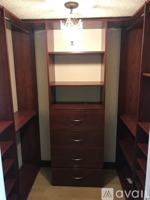 Miami Apartment: 8615 NW 8th St
