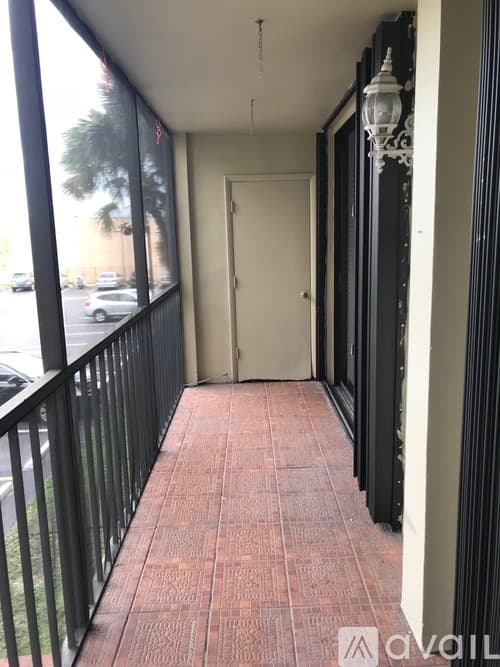 Miami Apartment: 8615 NW 8th St
