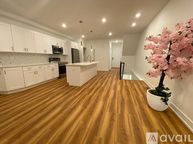 Philadelphia Apartment: 2325 Germantown Ave