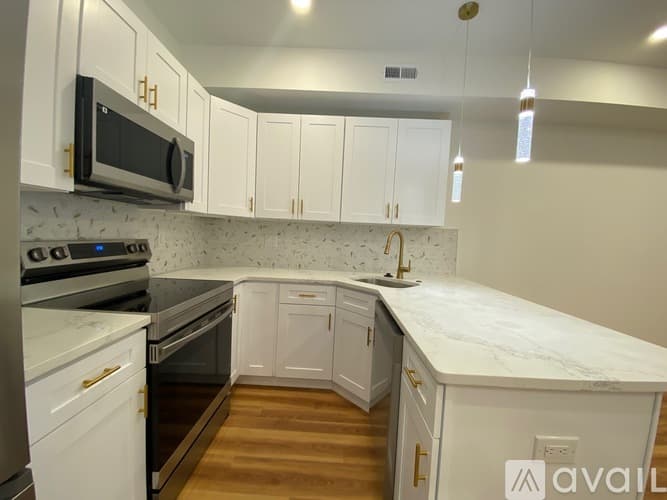 Philadelphia Apartment: 2325 Germantown Ave
