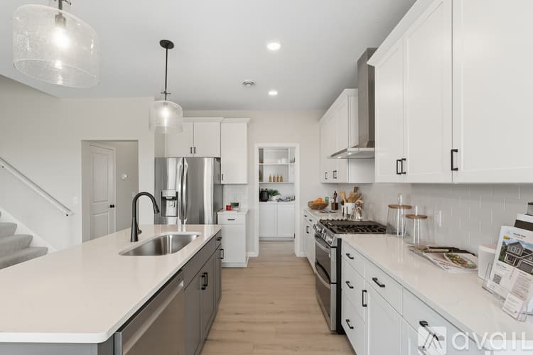 Lake Elmo House: 3468 Knightsbridge Trl N