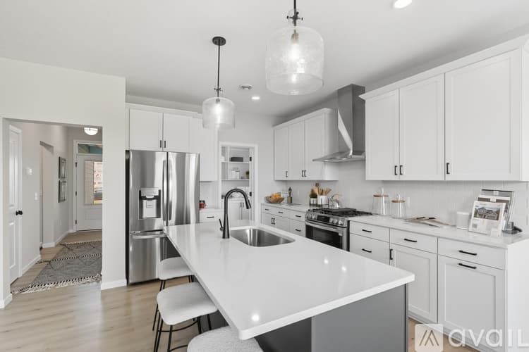 Lake Elmo House: 3468 Knightsbridge Trl N