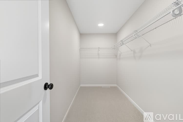 Lake Elmo House: 3468 Knightsbridge Trl N