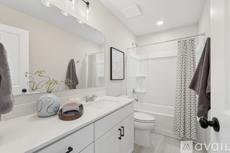 Lake Elmo House: 3468 Knightsbridge Trl N