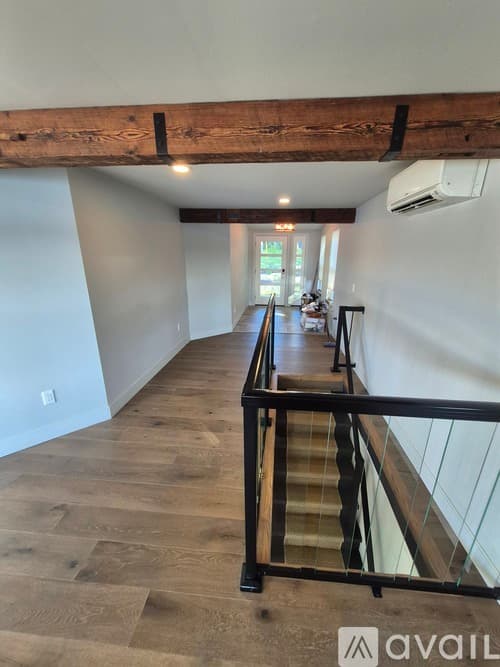 Kimball House: 16541 Carnelian Rd