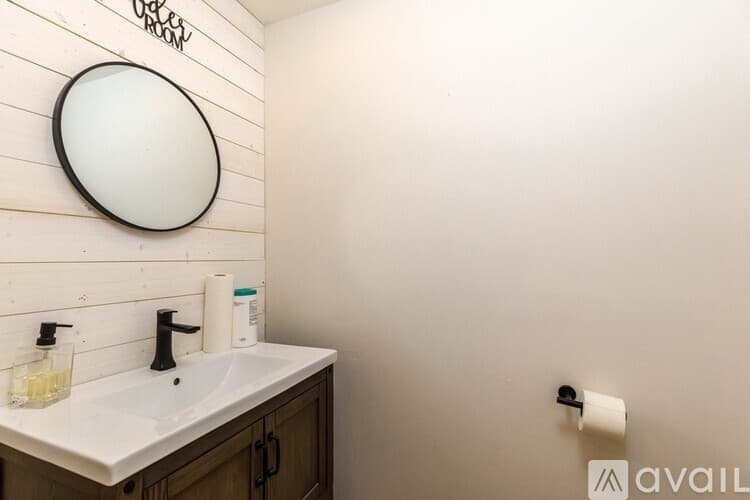 Leominster Townhome: 31 Macintosh Lane