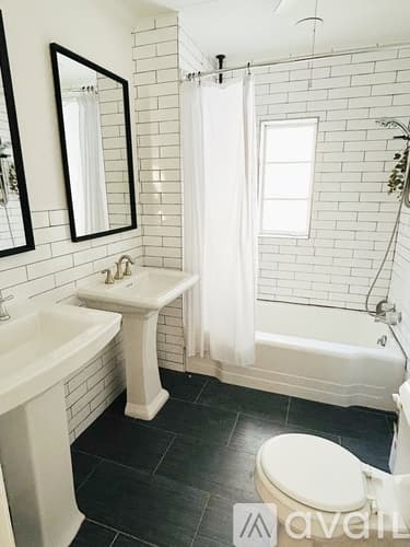 Fort Worth House: 2732 6th Avenue