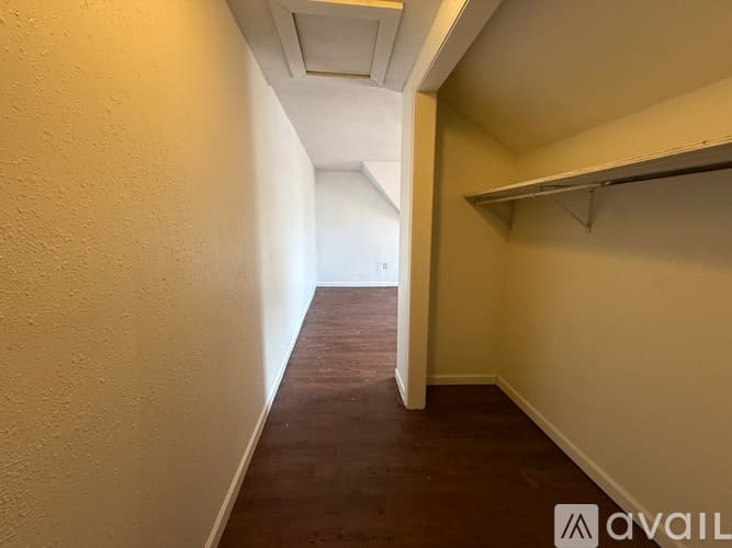 Terre Haute Apartment: 19 S 18th St