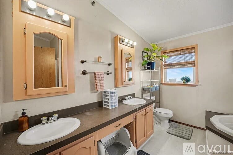 Brighton House: 15665 Havana Way