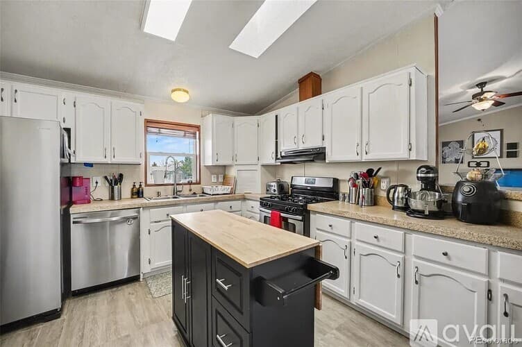Brighton House: 15665 Havana Way