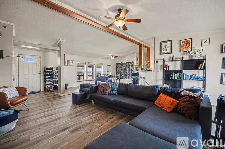 Brighton House: 15665 Havana Way