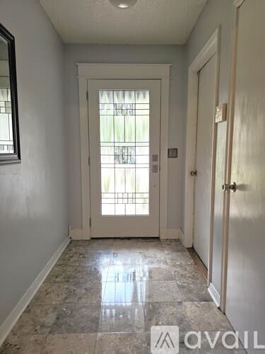 Jacksonville House: 3315 Ayrshire Street