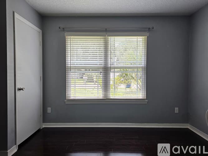 Jacksonville House: 3315 Ayrshire Street