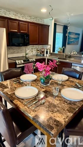 Riverview House: 12703 Geneva Glade Drive
