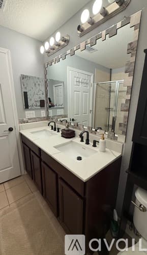 Riverview House: 12703 Geneva Glade Drive