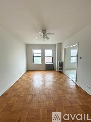 Chicago Apartment: 7300 S South Shore Dr