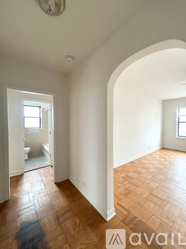 Chicago Apartment: 7300 S South Shore Dr