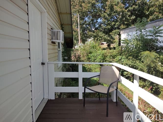 Rockford House: 3742 Old Knoxville Hwy