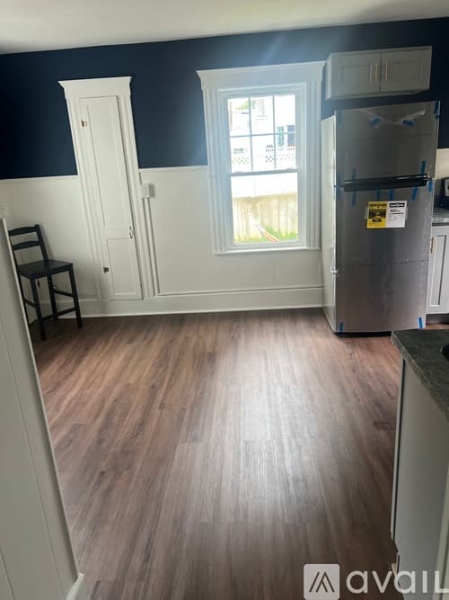 Salem Apartment: 173 Loring Ave