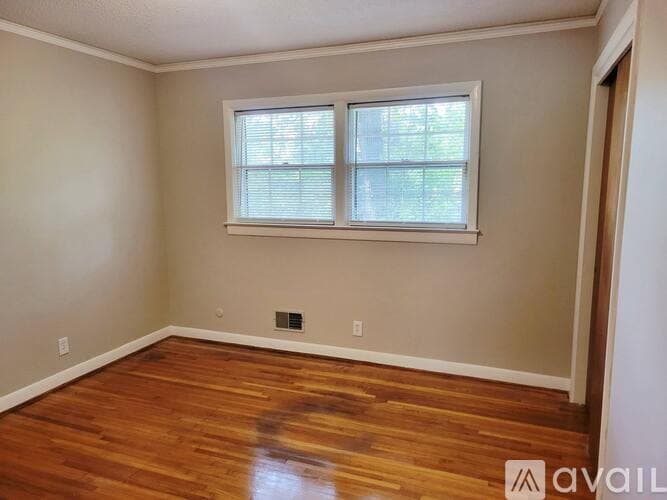 Columbia House: 6546 Haley Dr