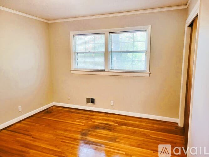 Columbia House: 6546 Haley Dr