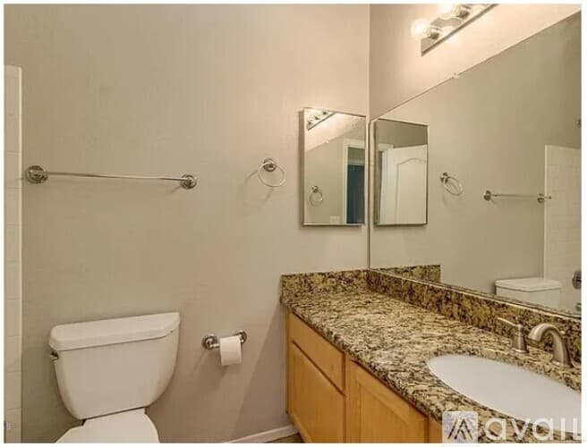 Mesa House: 3460 North Barron