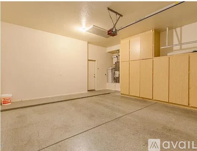 Mesa House: 3460 North Barron