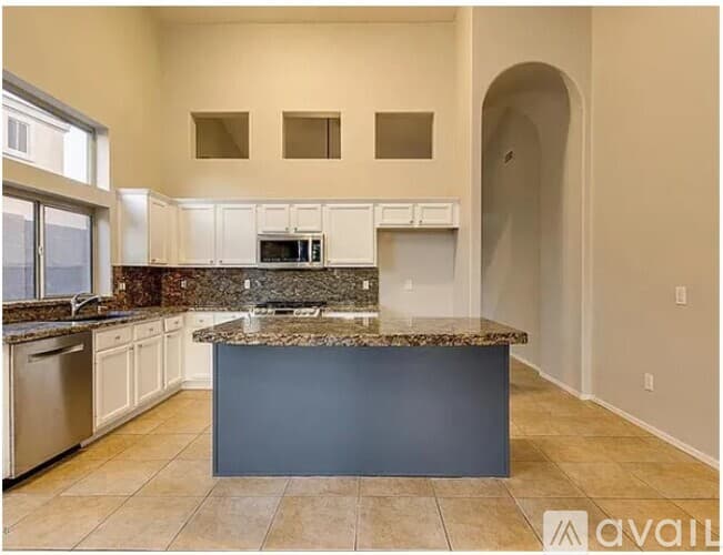 Mesa House: 3460 North Barron