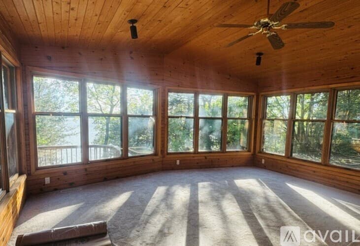 Madison Lake House: 6116 Shamrock Drive