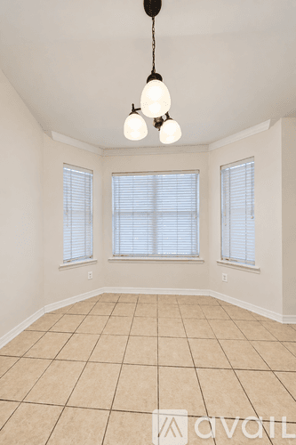 Temple House: 2303 Ridgeway Dr