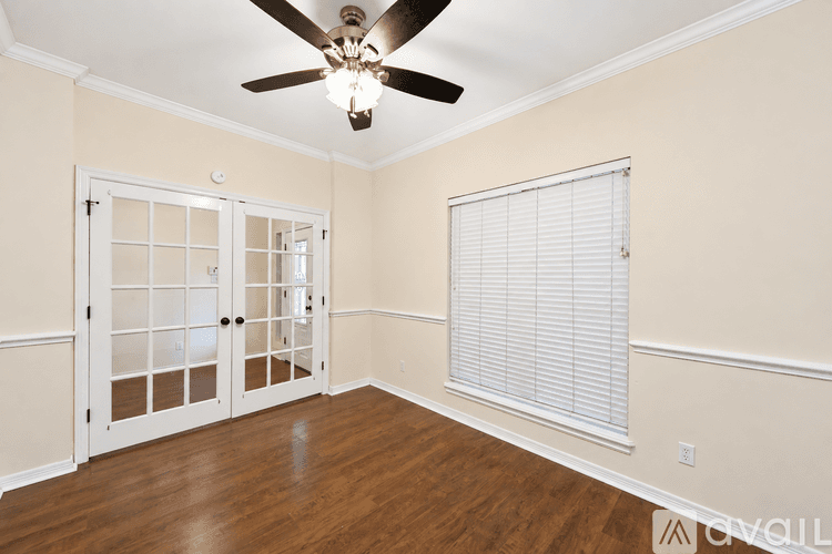 Temple House: 2303 Ridgeway Dr
