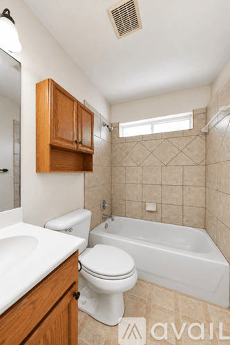 Temple House: 2303 Ridgeway Dr