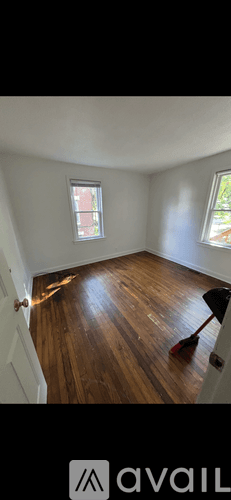 Marion Apartment: 483 N Prospect St
