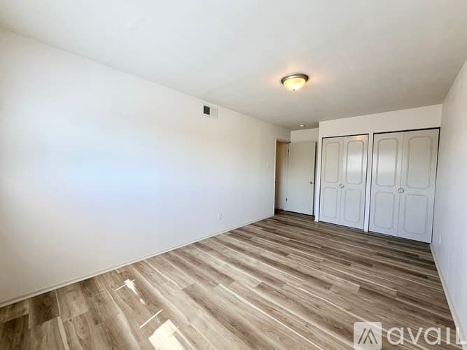 St. Louis Apartment: 7510 Morgan Ford Rd