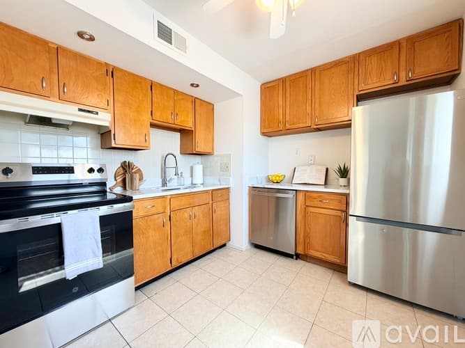 St. Louis Apartment: 7510 Morgan Ford Rd