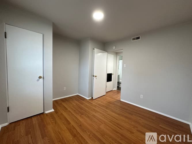St. Louis Apartment: 7012 Jamieson Ave