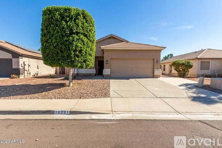 Surprise House: 16291 N 138th Ave
