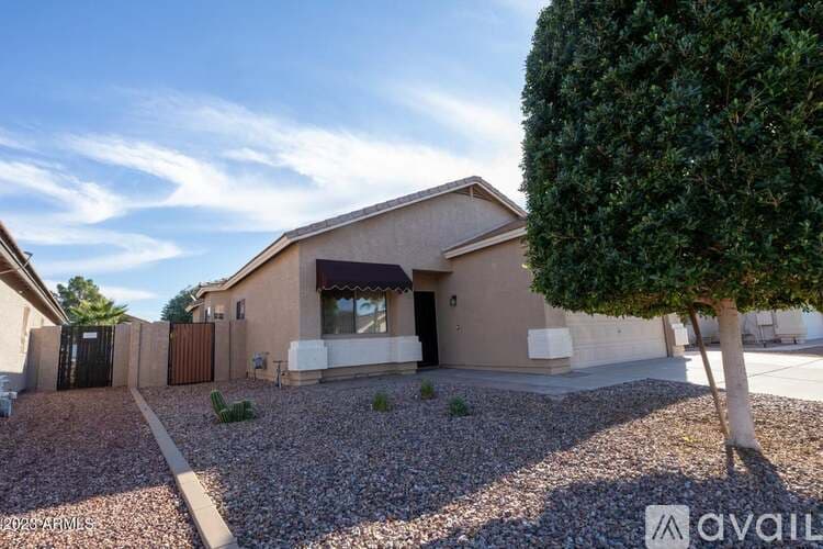 Surprise House: 16291 N 138th Ave