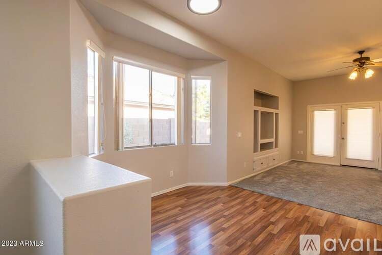Surprise House: 16291 N 138th Ave