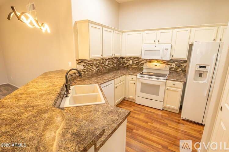 Surprise House: 16291 N 138th Ave