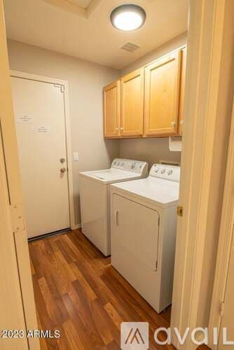 Surprise House: 16291 N 138th Ave