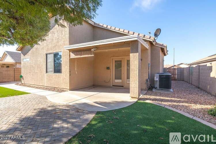 Surprise House: 16291 N 138th Ave