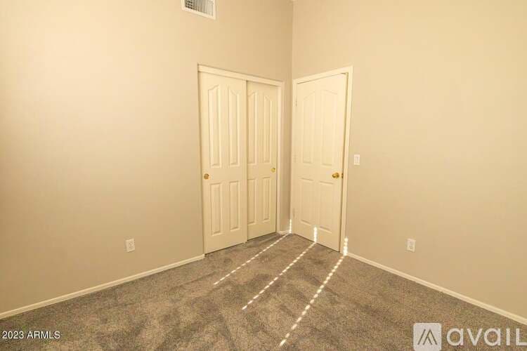 Surprise House: 16291 N 138th Ave