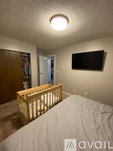 Seattle Condo: 17430 Ambaum Blvd S