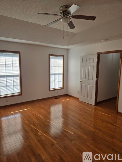 Sharon House: 4641 Hickory Grove Road