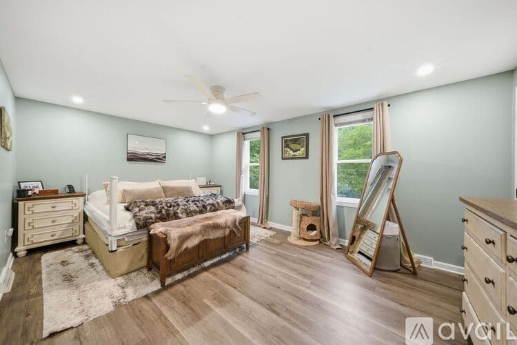 Groton Apartment: 10 Chestnut Road