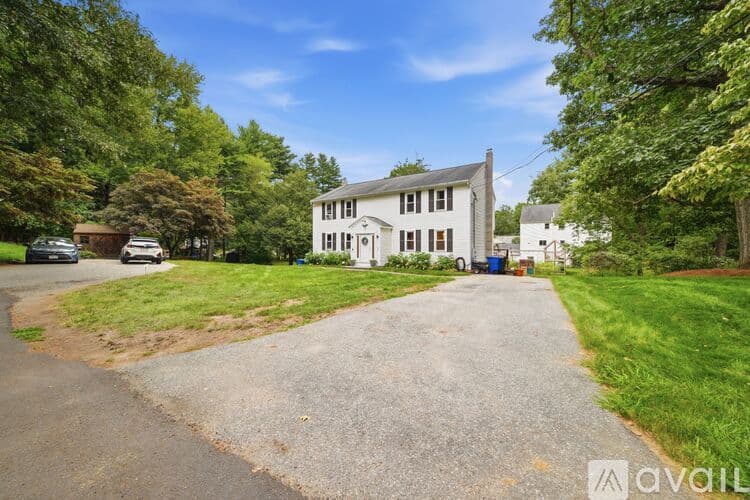 Groton Apartment: 10 Chestnut Road